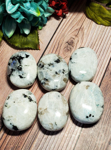 Moonstone Palm Stone